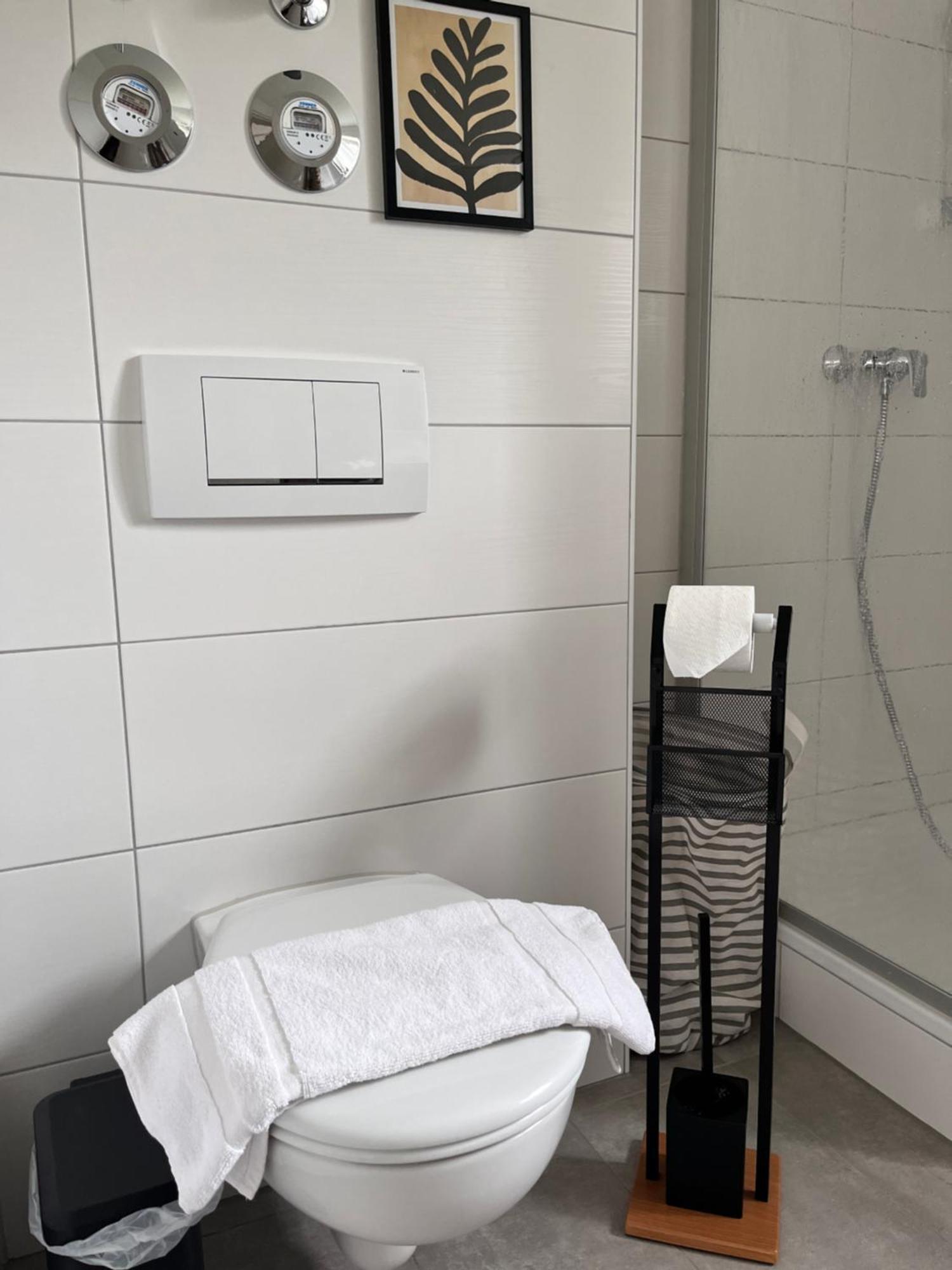 Am Klinikum, Naehe Europa Park Und Strasbourg, Zentrumsnah Оффенбург Экстерьер фото